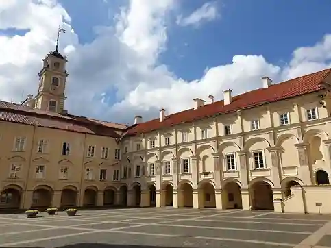 Study in Lithuania counselors